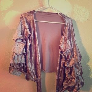 Almost fits small ,medium and large maybe